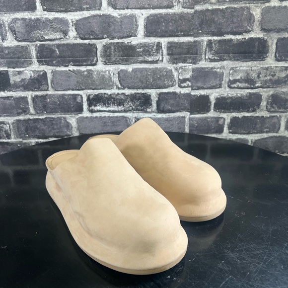 Jacquemus Bricciola suede mules - size 6 - Picture 4 of 12